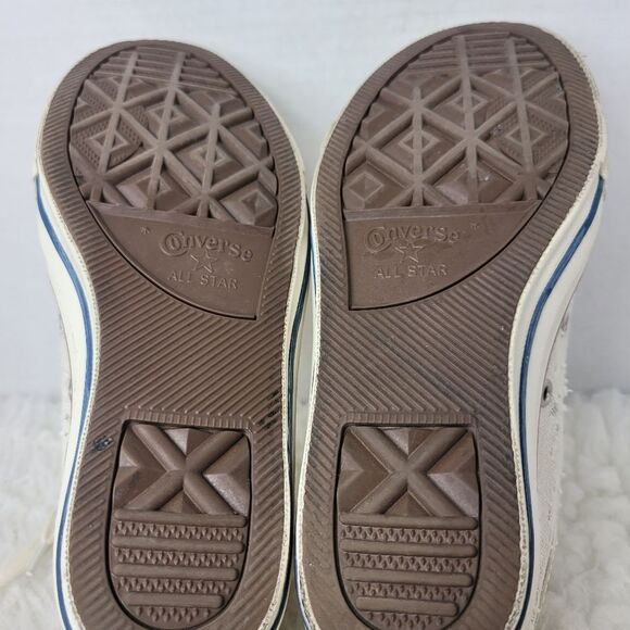 Converse Chuck Taylor All Star Lux Womens Sneaker Size 8 Hidden Heel Wedge - Picture 10 of 10